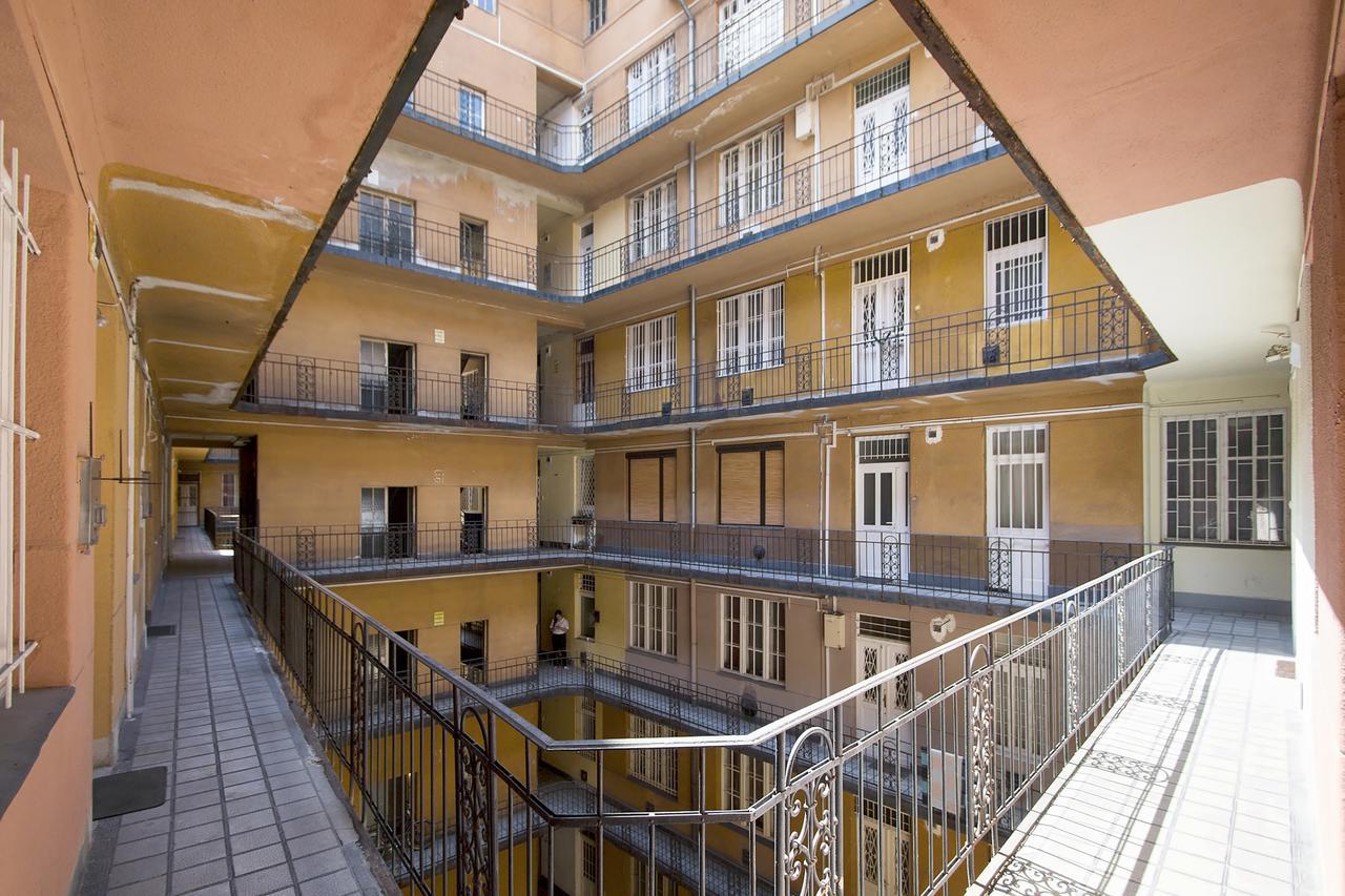 Real Apartments Kertesz Budapest Bagian luar foto